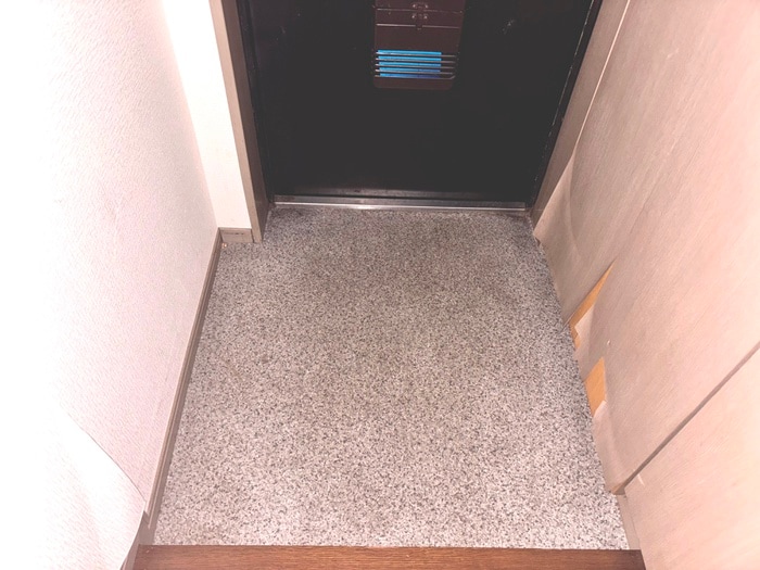 玄関 エクセル稲田