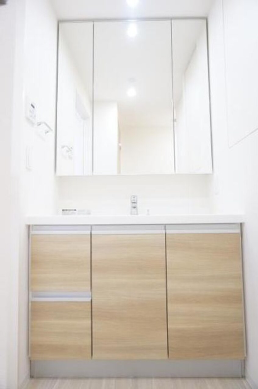 洗面 BLESS中野弥生町