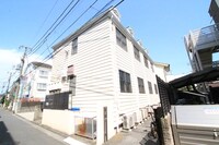 ヴィラ　ファルコム