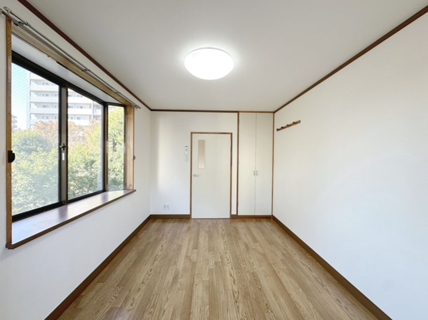 居室 カ－サ　ソシアル