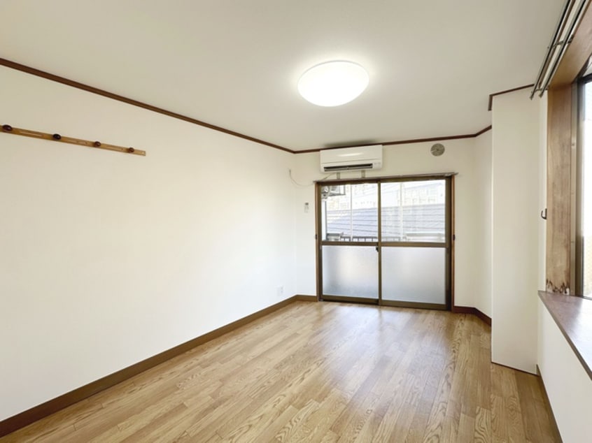 居室 カ－サ　ソシアル