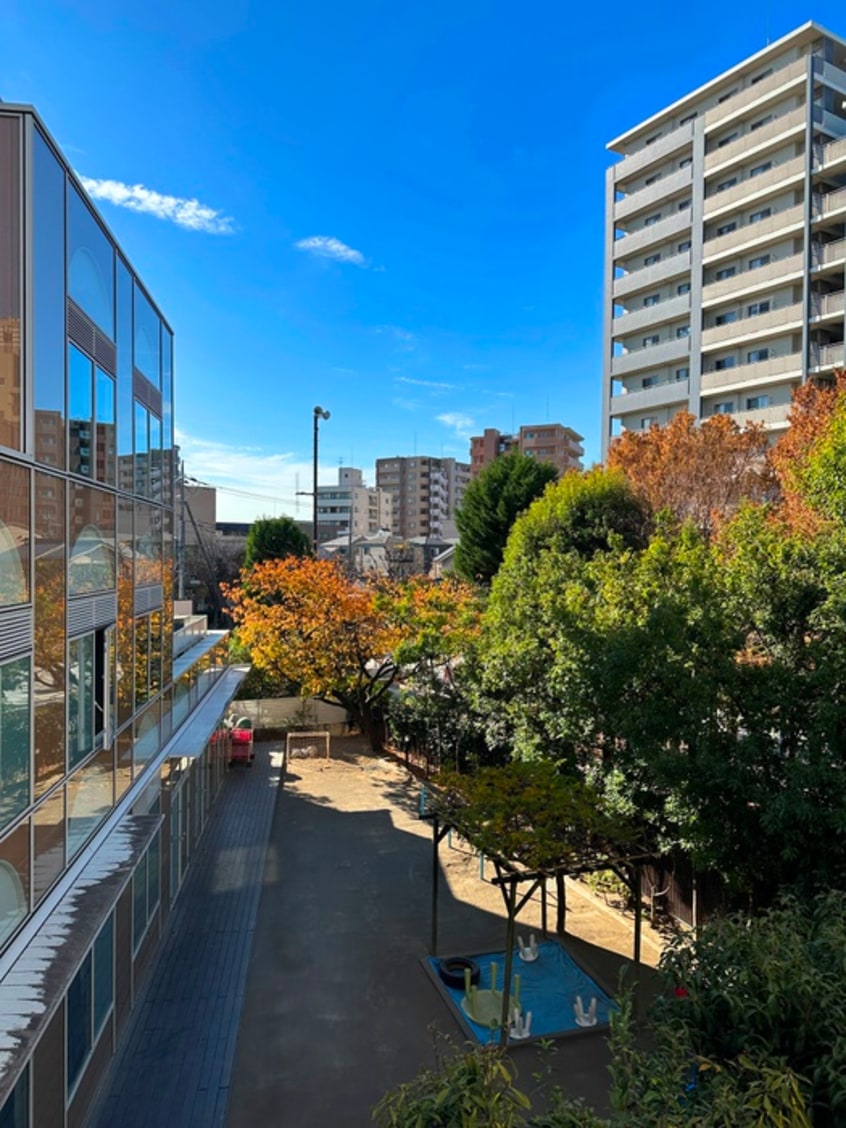 室内からの展望 カ－サ　ソシアル