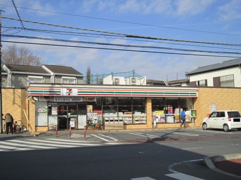 セブンイレブン(コンビニ)まで854m ドエルフォーラム五番館