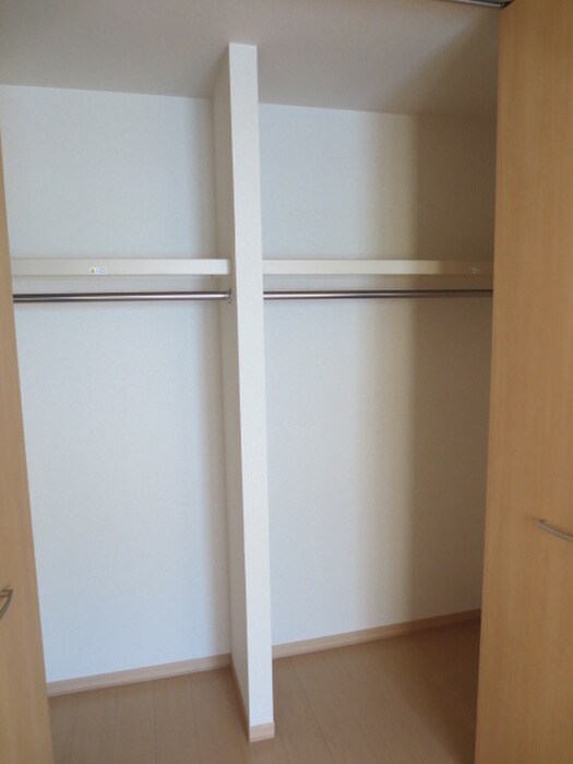 収納 レユシール　イコウ