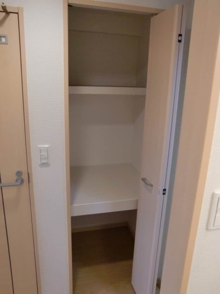 収納 フィオ－レⅤ