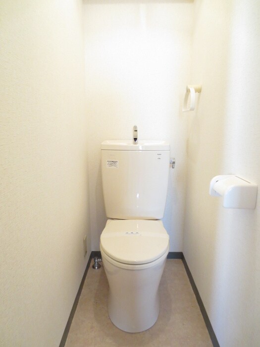 トイレ クレール共和