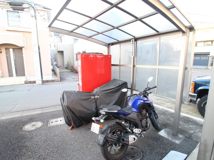 駐輪場 パーシモンコート