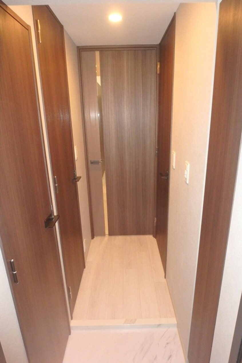 玄関 グランカーサ曳舟