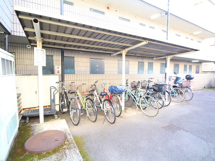 駐車場 ロイヤル  コトブキ