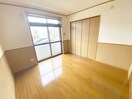 居室 トライミーハイツ
