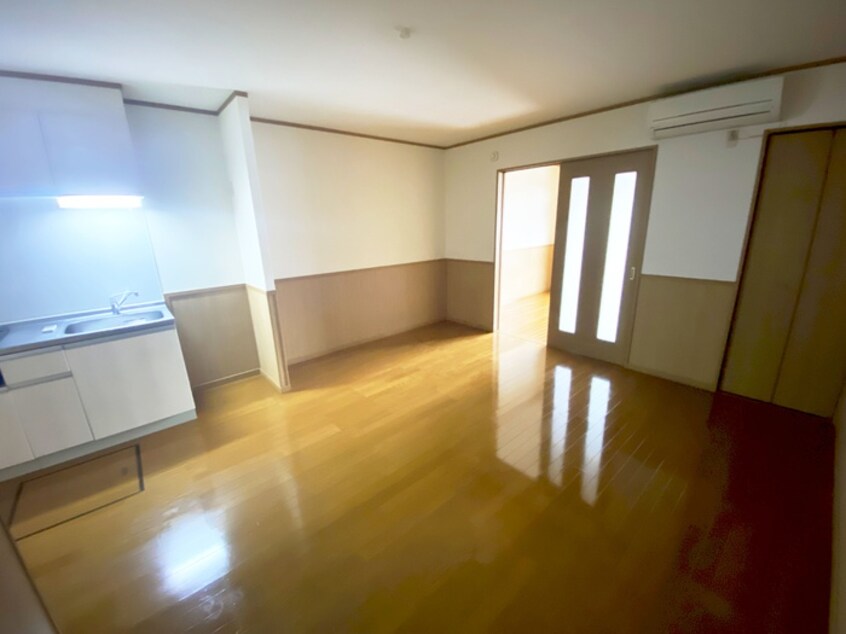 居室 トライミーハイツ