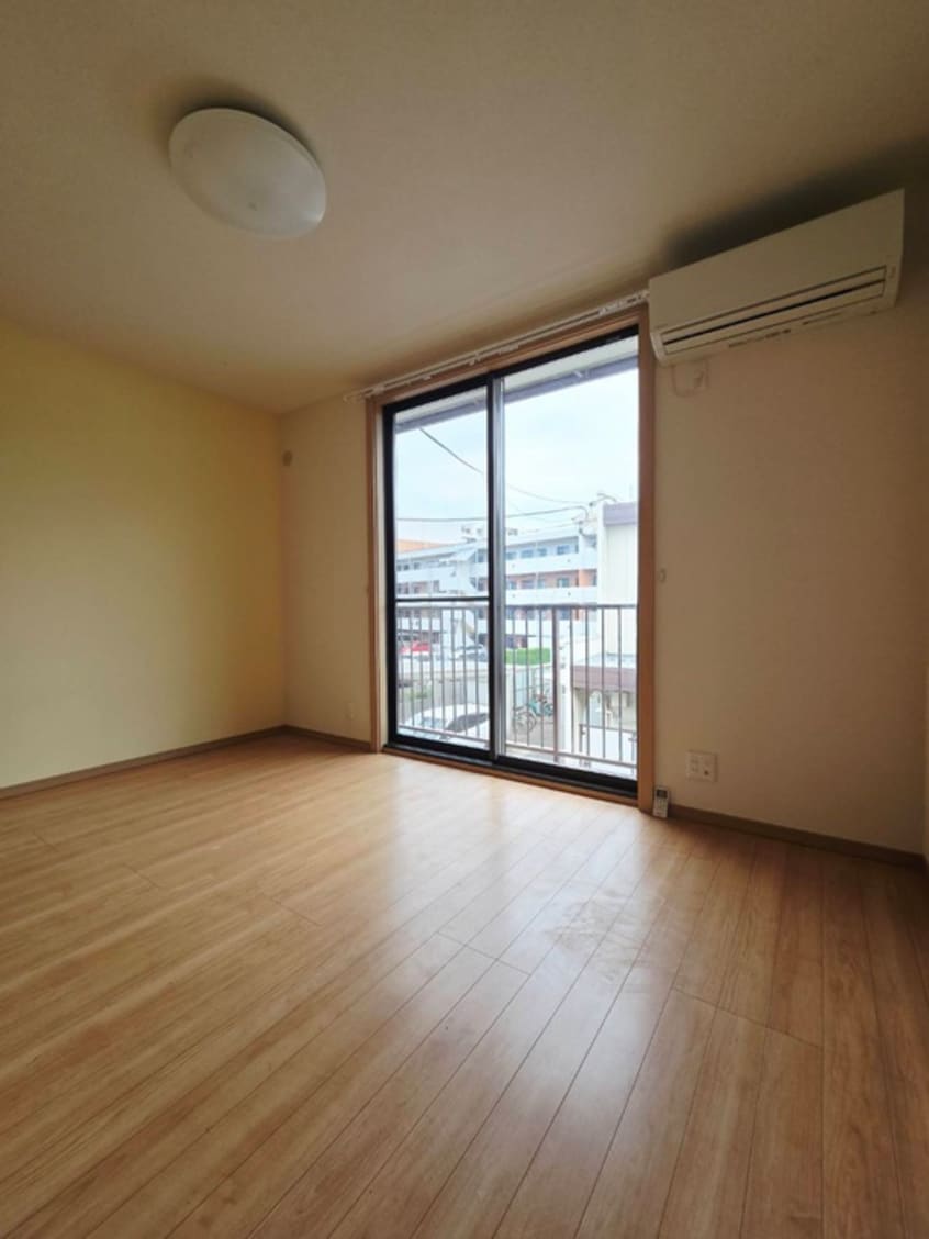 居室 アーバン中村1