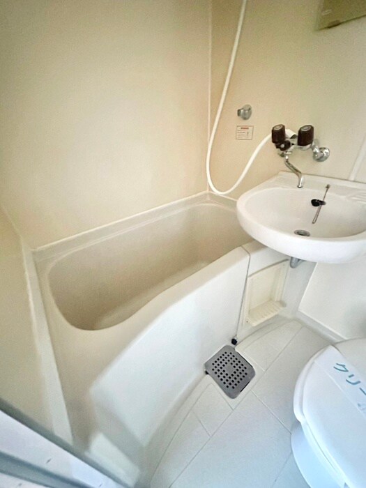 バス／シャワールーム等 コパ－ズアプト港南ⅥパートⅡ