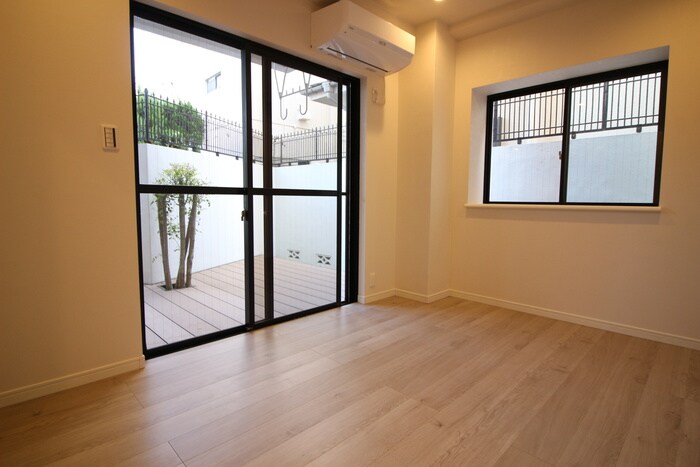 玄関 高田パークサイド128