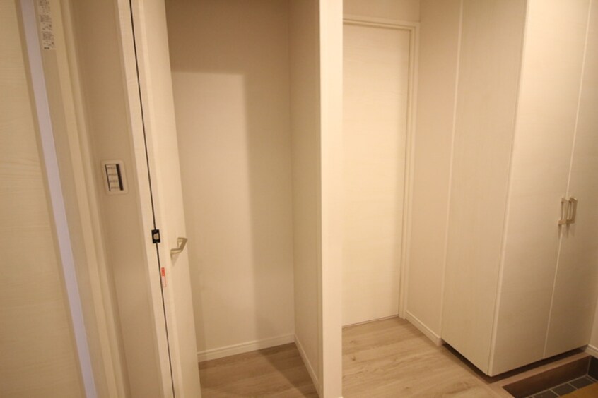 収納 高田パークサイド128