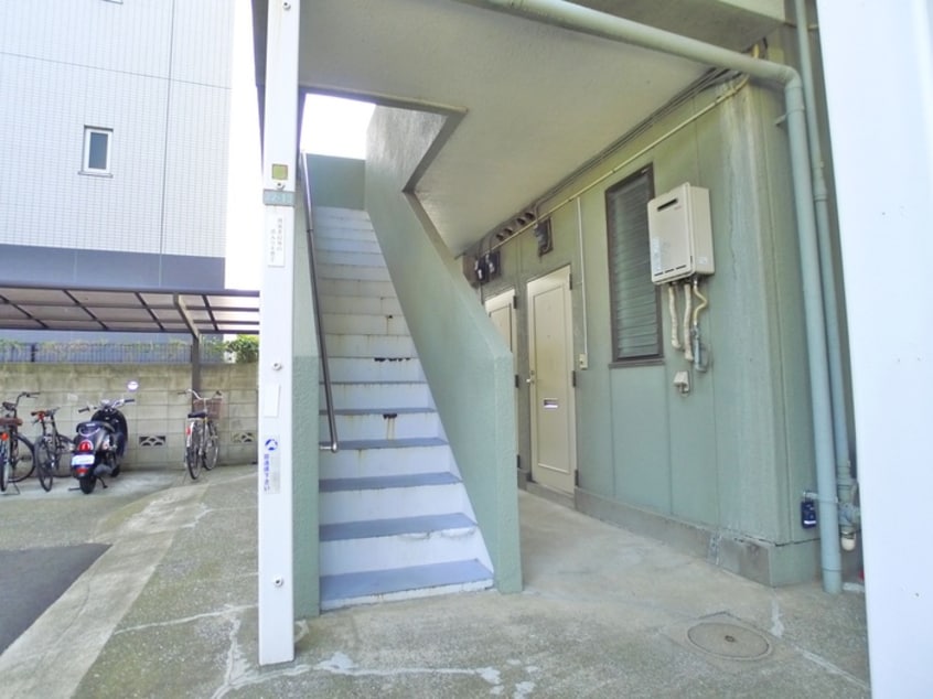 エントランス部分 サンメゾン江北WEST