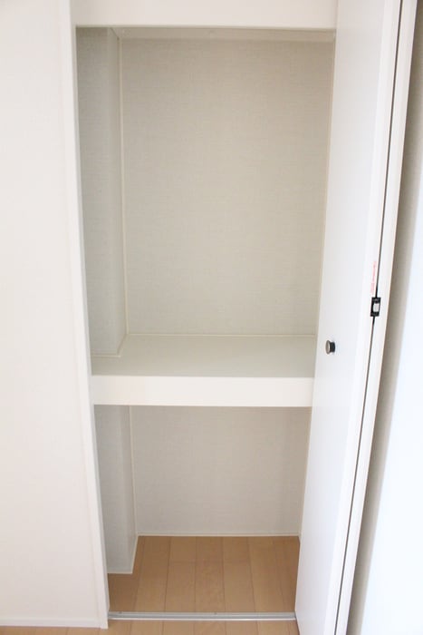 収納 ラシーネ目黒花房山