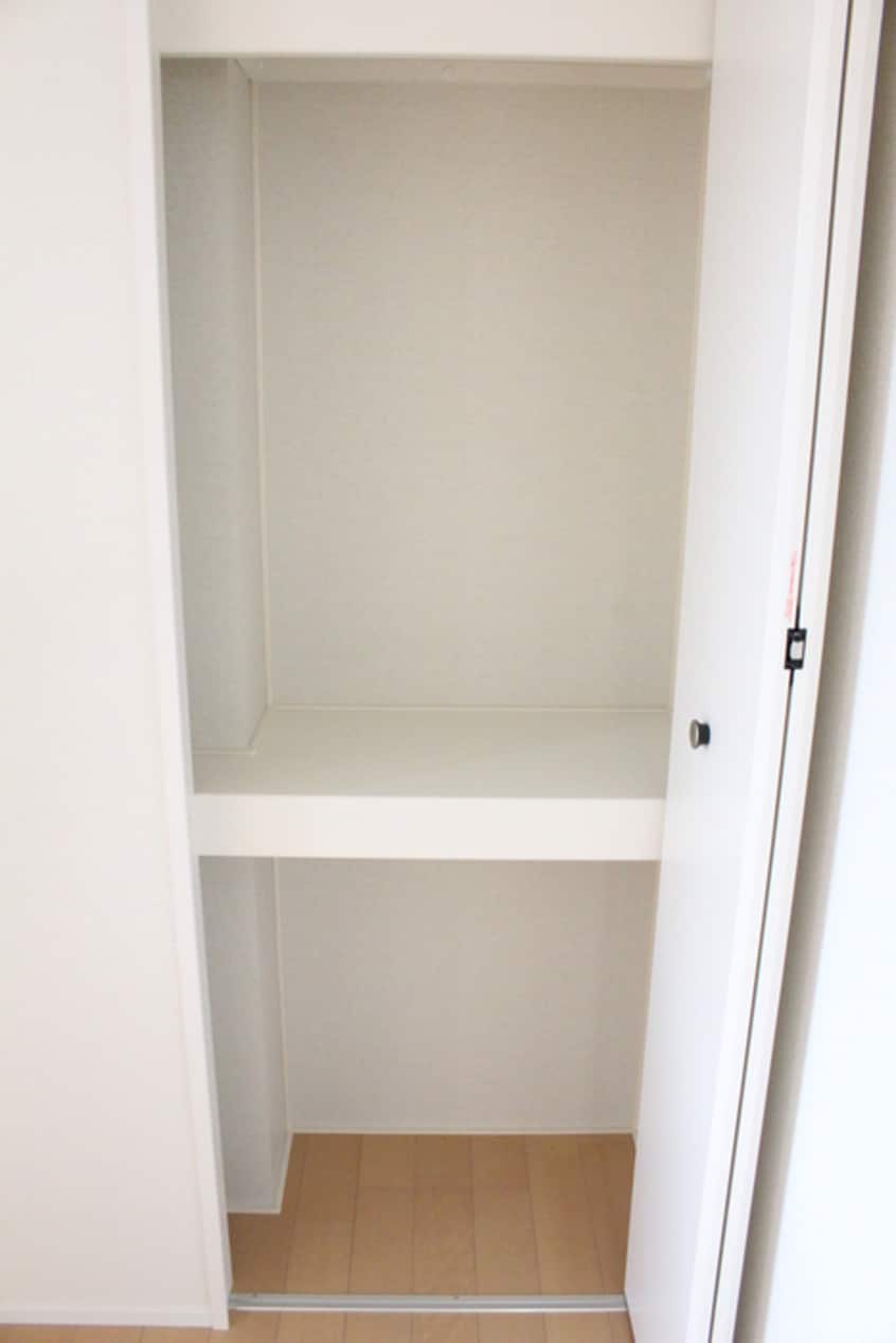 収納 ラシーネ目黒花房山