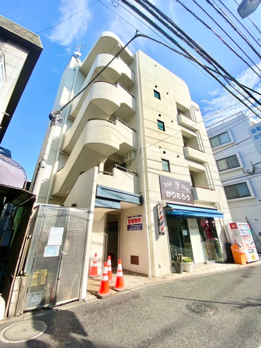 エントランス部分 アンジェ調布