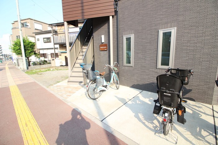 駐輪場 フォレストメゾン子安A