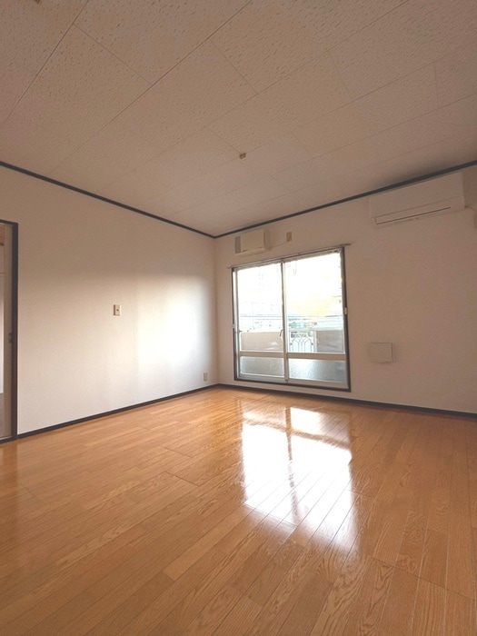 居室 ヴィラ  グランド－ル