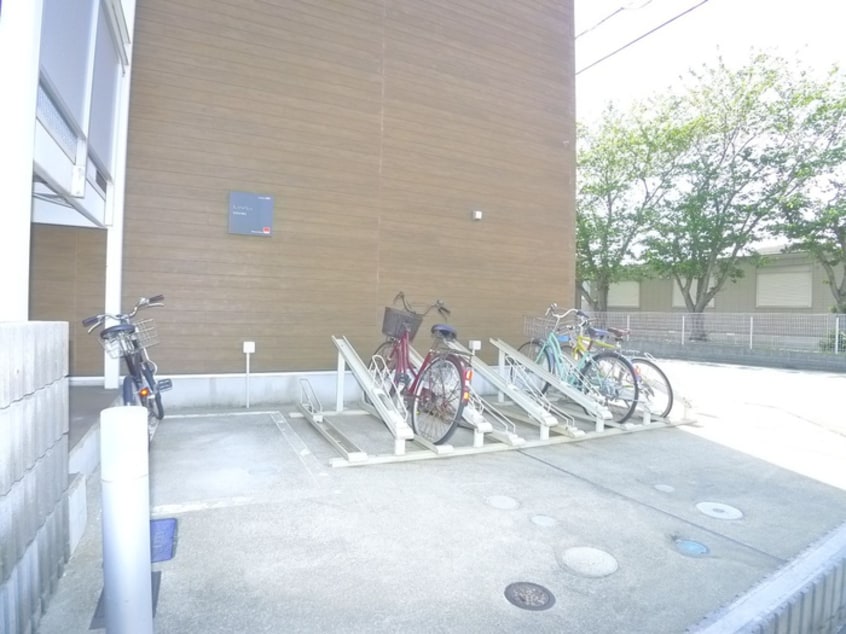 駐輪場 リブリ・エムズ