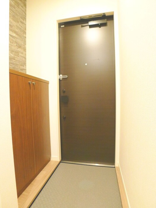 玄関 Ｂｅａｔ・Ｅｎｃｈａｎｔｅ２１