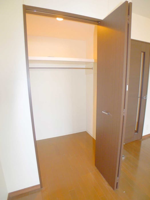 収納 アンジュフロ－リア