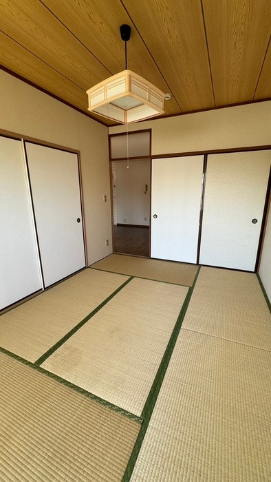 居室 はやせロイヤル