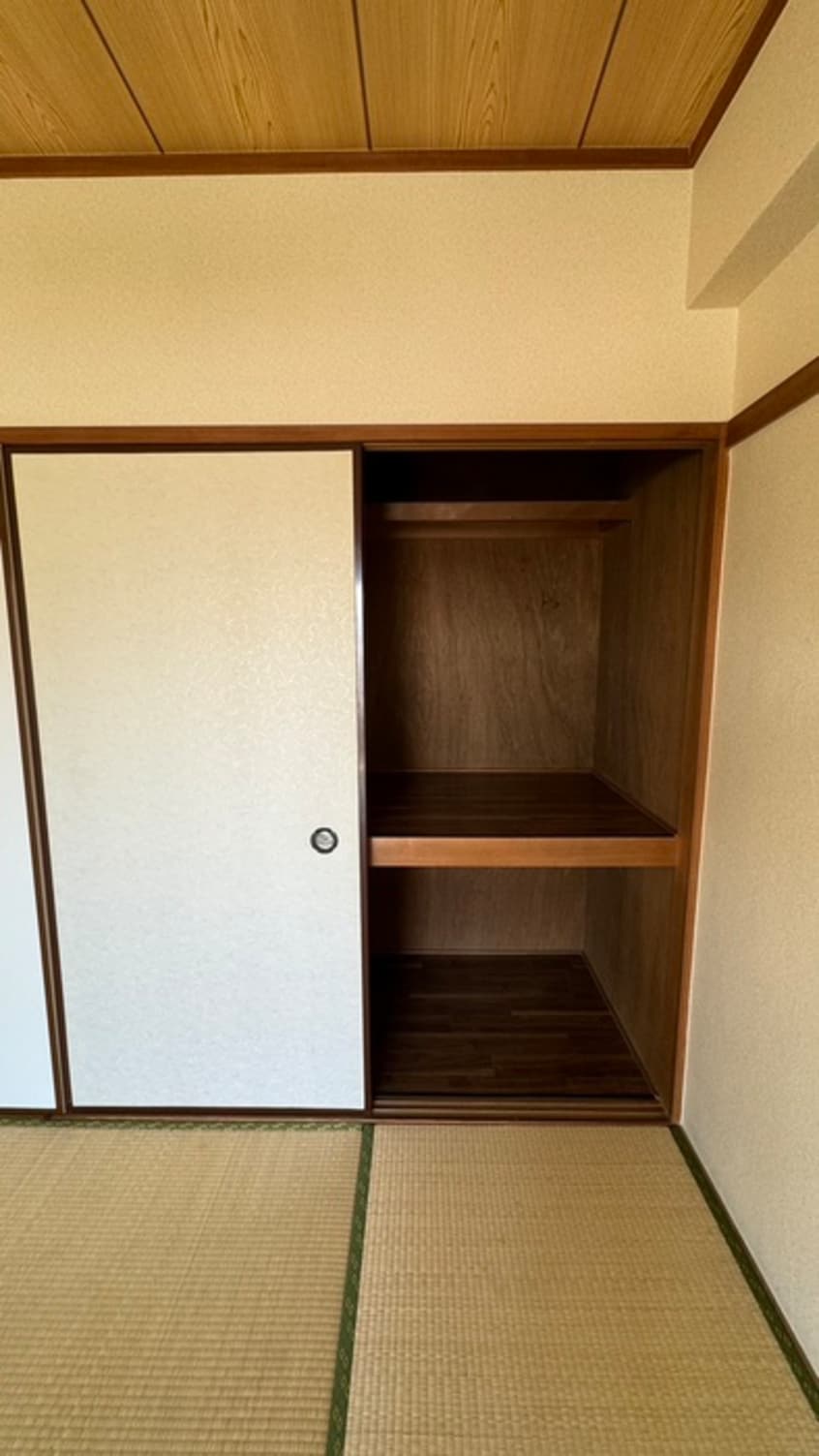 収納 はやせロイヤル