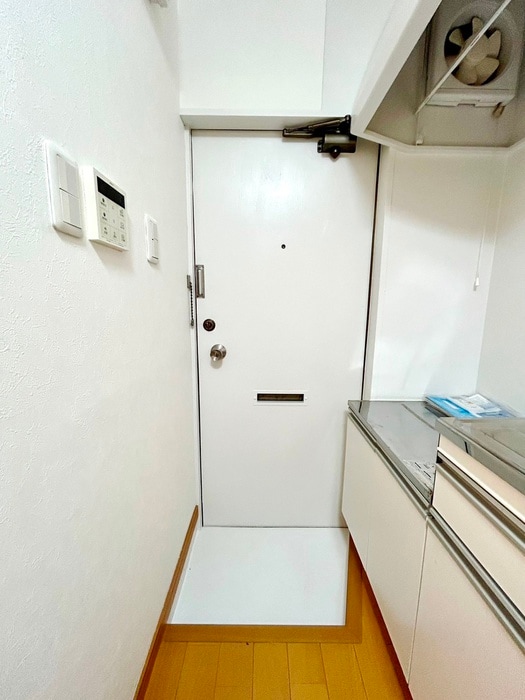 玄関 ハイツスガノ