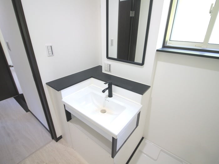 洗面 葉山ガレージハウス