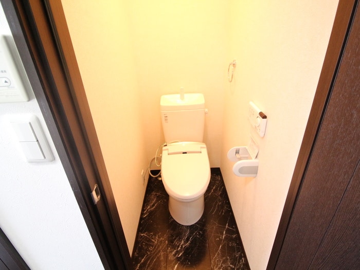 トイレ Sコート