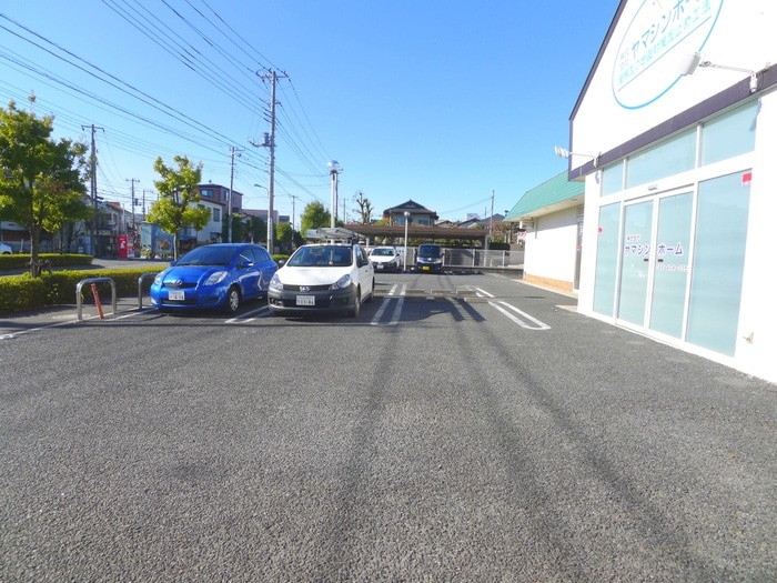 駐車場 ジャルディ－ノ