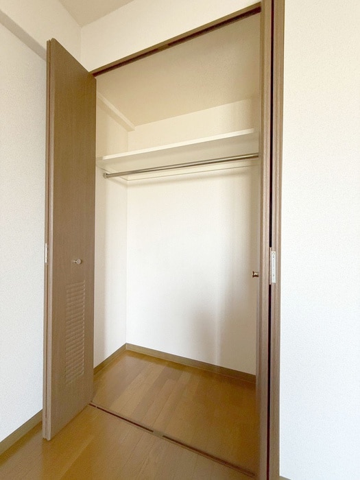 収納 ピエ－ル草加