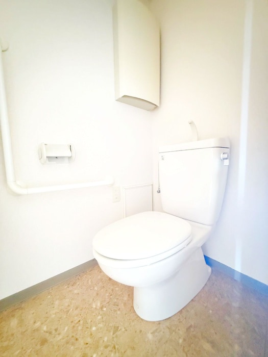 トイレ ピエ－ル草加