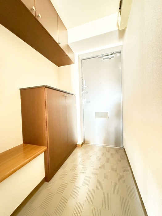 玄関 ピエ－ル草加