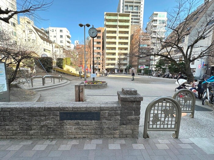 綱代公園(公園)まで300m エスコ－ト麻布十番(502)