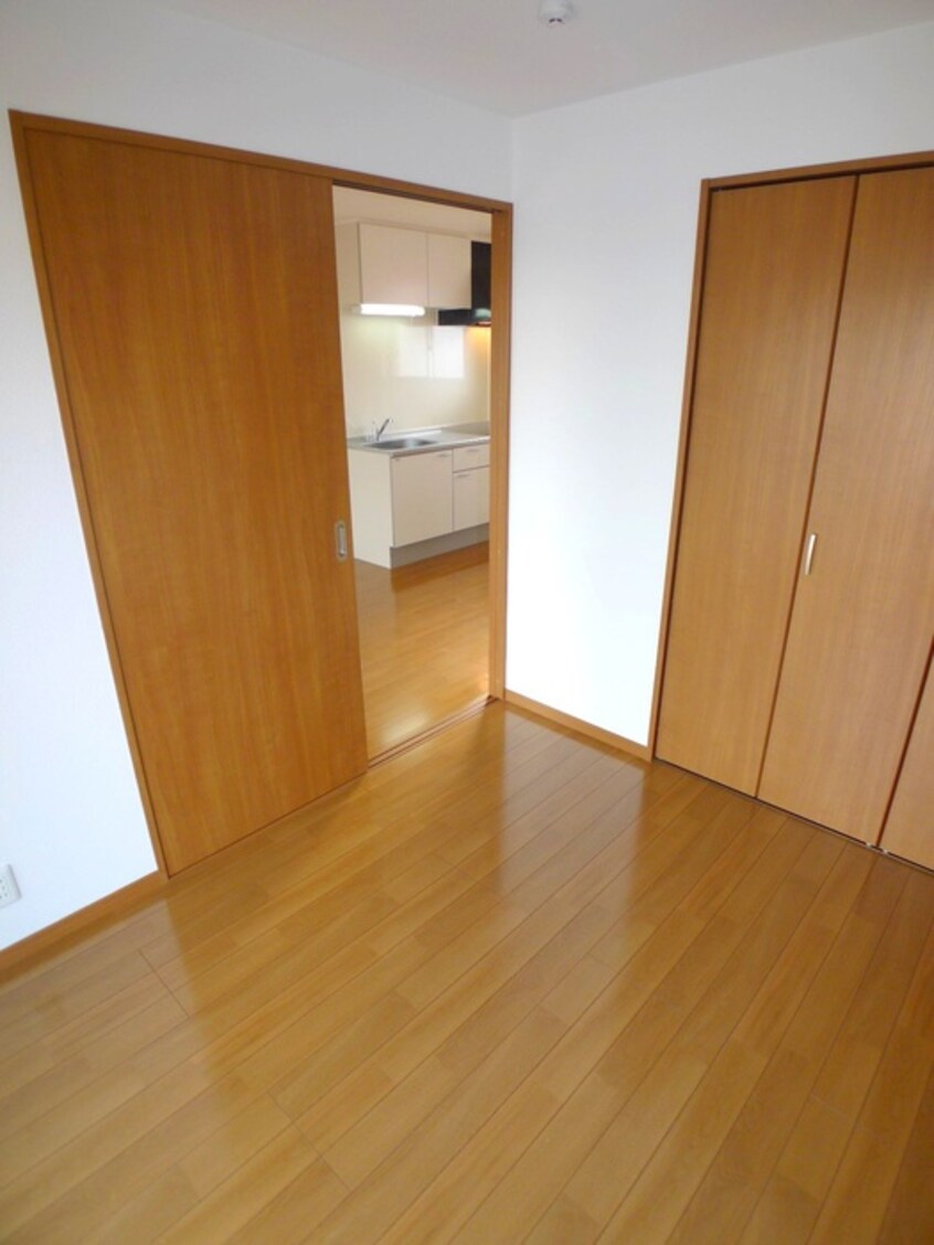 居室 ハイツカワムラ