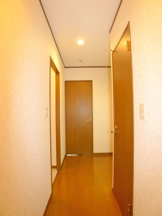 廊下 ｱﾝﾌﾟﾙｰﾙﾌｪｰﾙｸﾚｱｼｵ