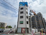 ホワイトビル