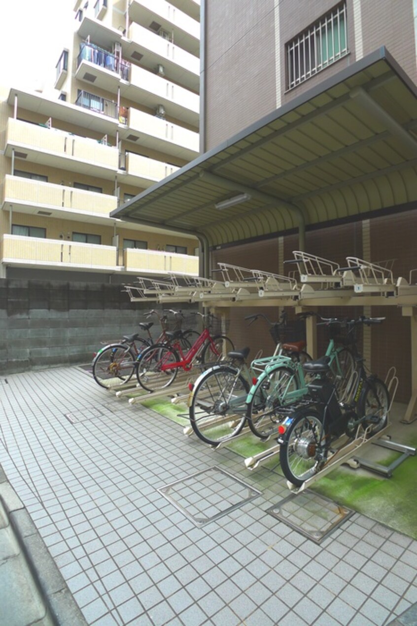 駐輪場 ラ・メゾンイグレック