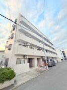 共立リライアンス四谷ⅤA棟の外観