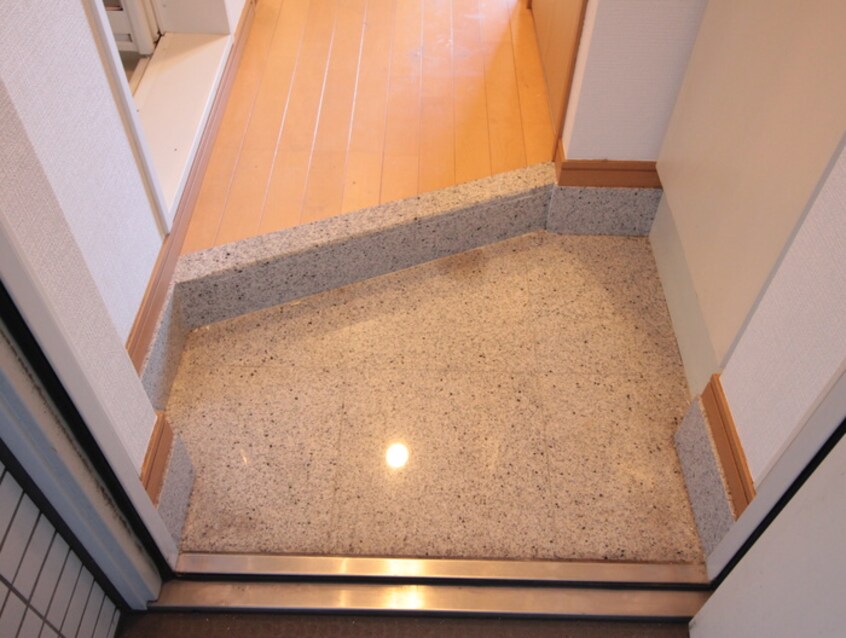 玄関 ヴェルト両国