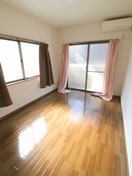 室内からの展望 ＳＵＮＨＩＬＬＳ　ＷＡＲＡＢＩ