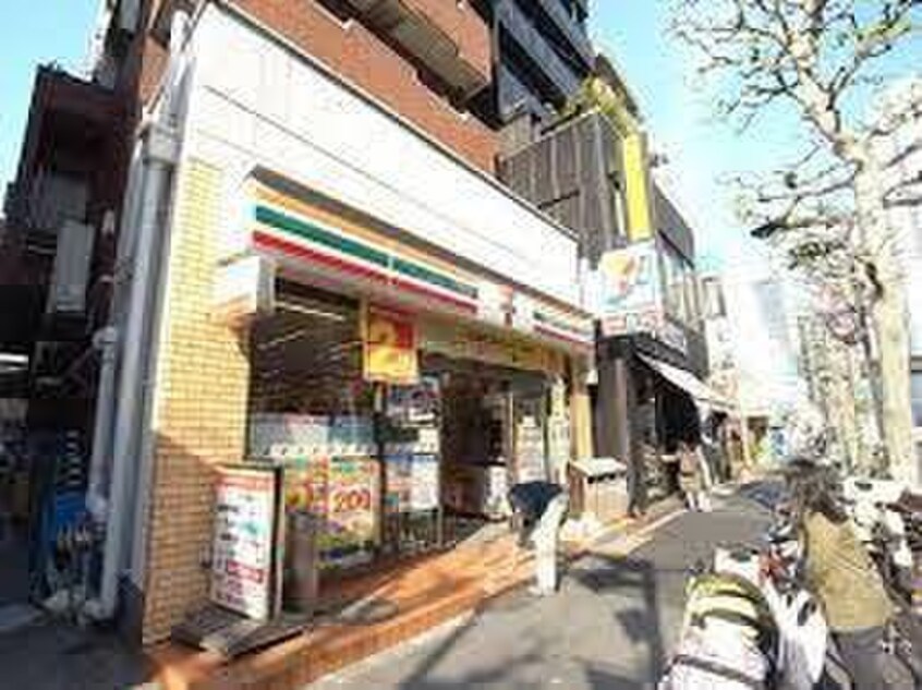 セブンイレブン 中野坂上駅西店(コンビニ)まで48m 第二きりや荘