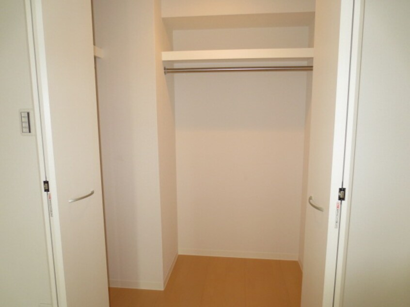 収納 メゾンドソレイユ・シノハラ