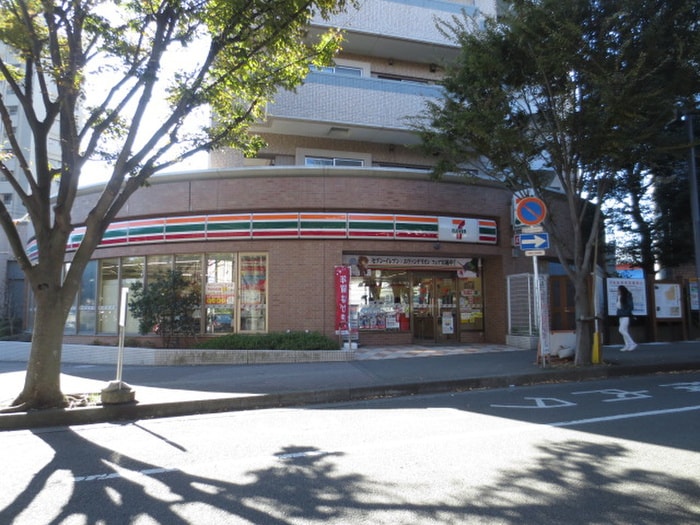 セブンイレブン(コンビニ)まで544m リブリ・ＳＡＫＡＥⅡ