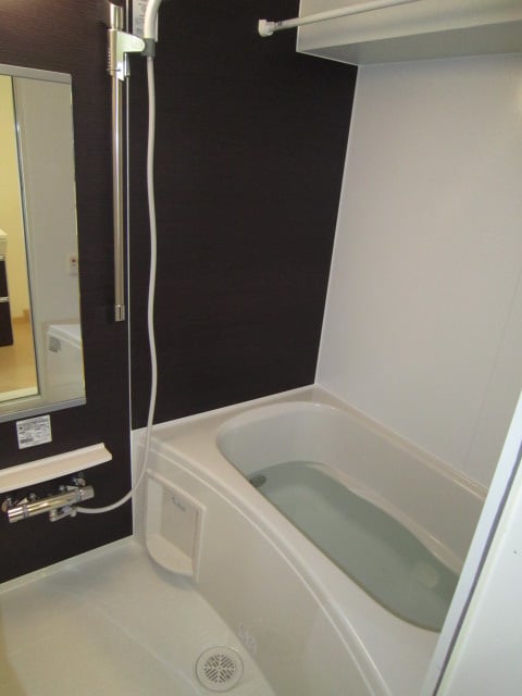 バス／シャワールーム等 ファミリアレア－レ