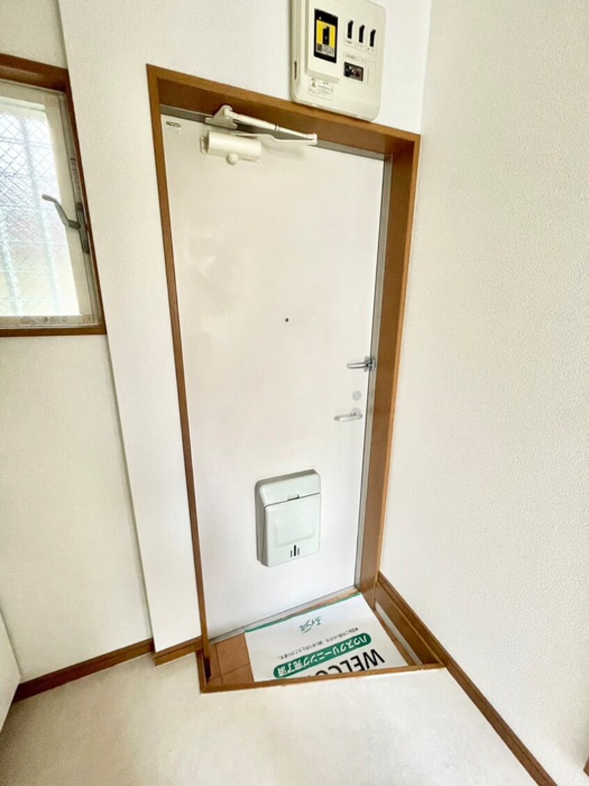 玄関 オークルホンダ